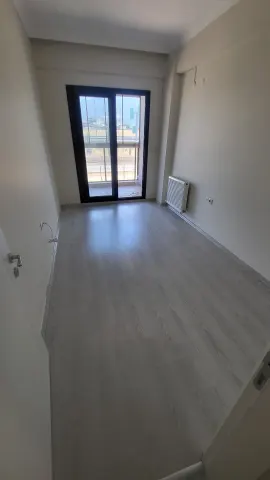Piev Mevlana'da, Ferah Ve Aydınlık Satılık 2+1 Daire — fotoğraf 4